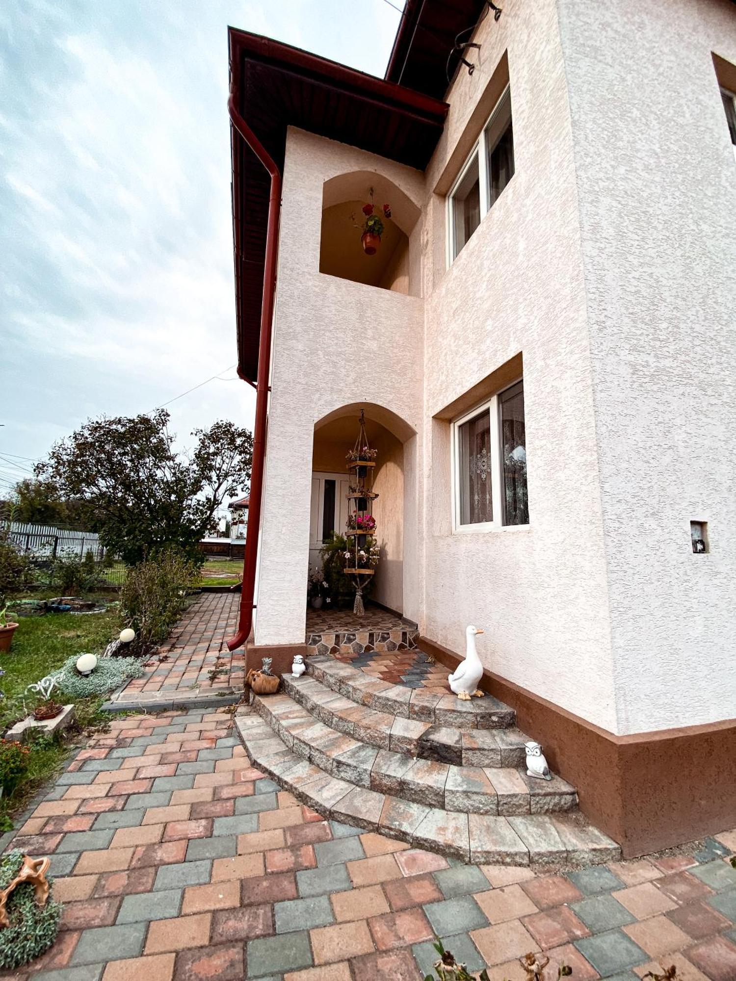 Hotel Casa Irina à Mînăstirea Humorului Extérieur photo