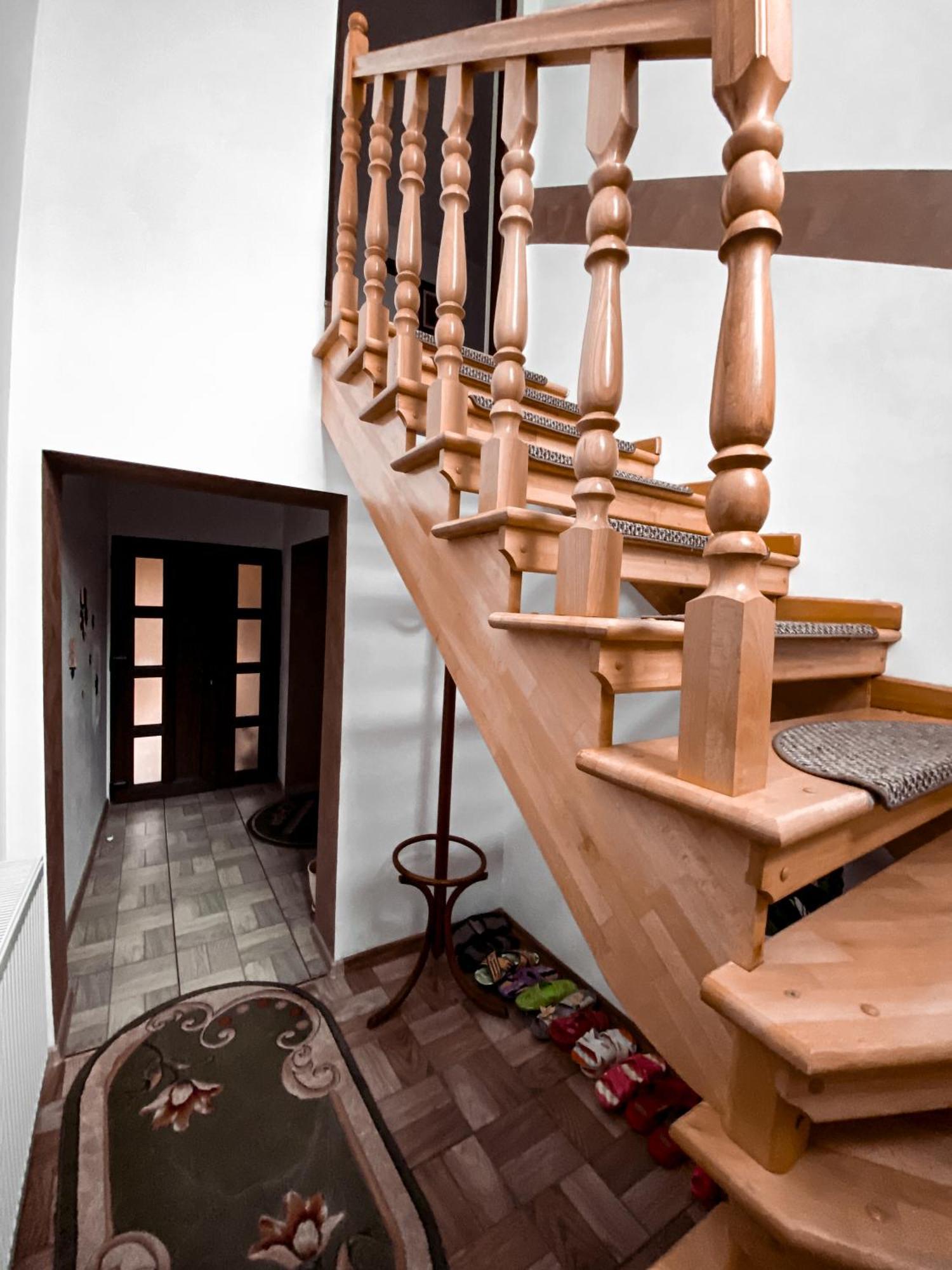 Hotel Casa Irina à Mînăstirea Humorului Extérieur photo